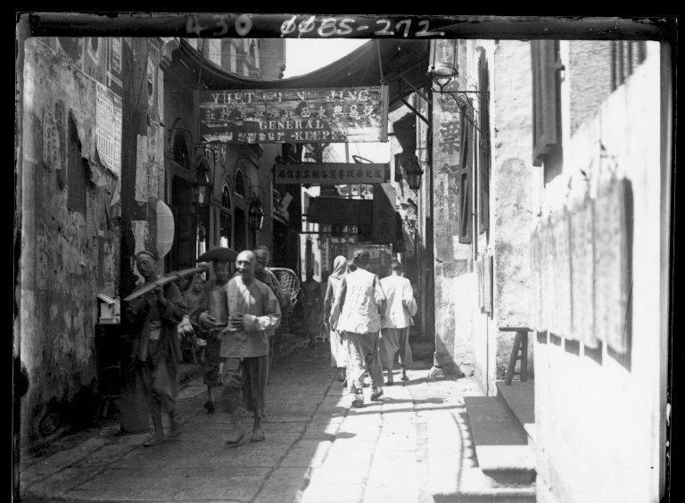 慈禧真人照片对比,清末老照片慈禧眼袋下垂