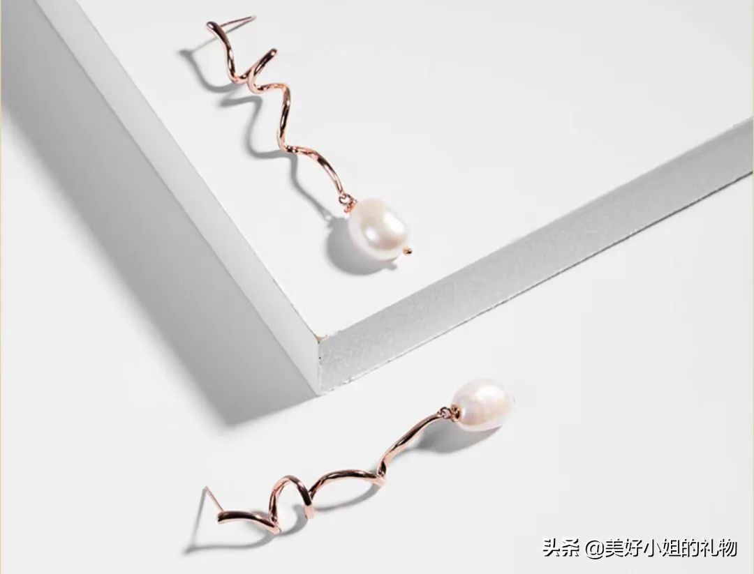 母亲节礼物40-50岁实用首饰套装,母亲节首饰礼物推荐