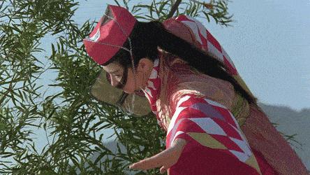 她也翻车了？？明明那么美，却被造型毁到没眼看，她这是怎么了？