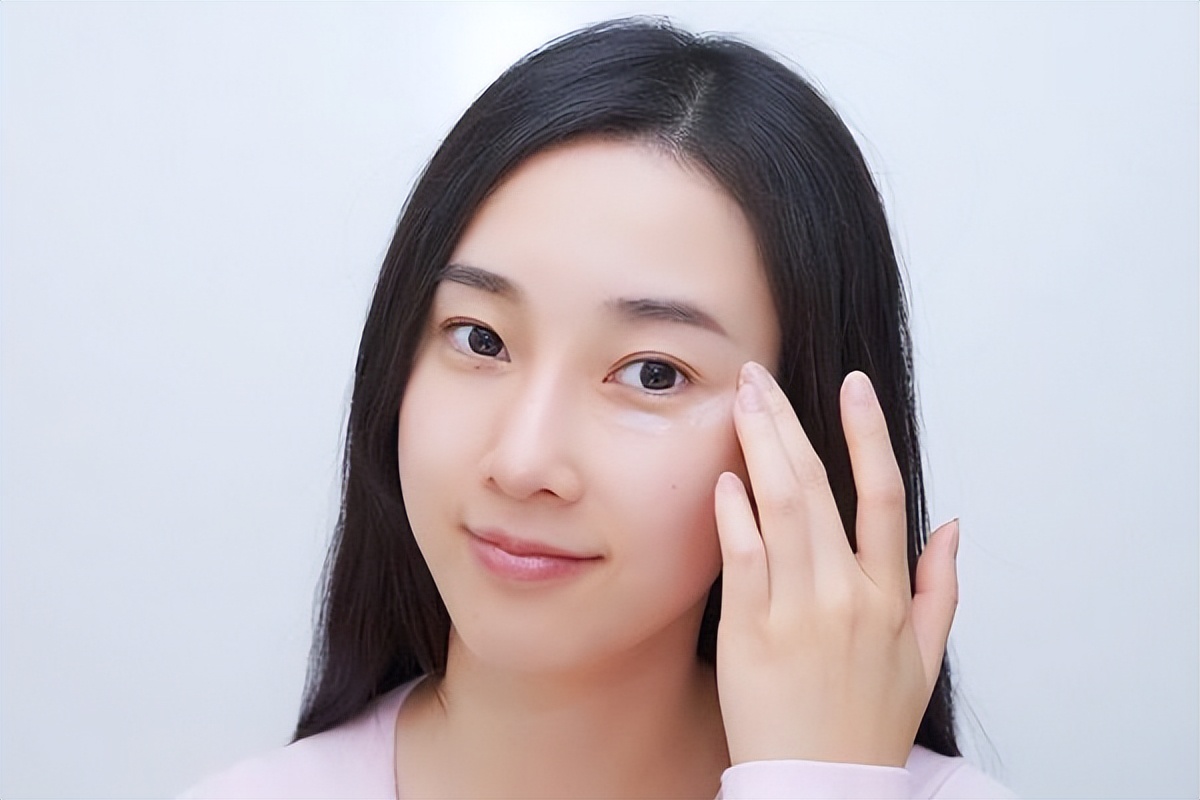 三十岁后用什么抗衰护肤品,37岁女人护肤品怎么选抗衰