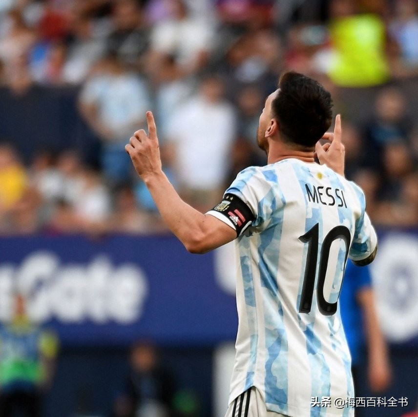梅西单场最多过人次数,梅西个人进球追平马拉多纳