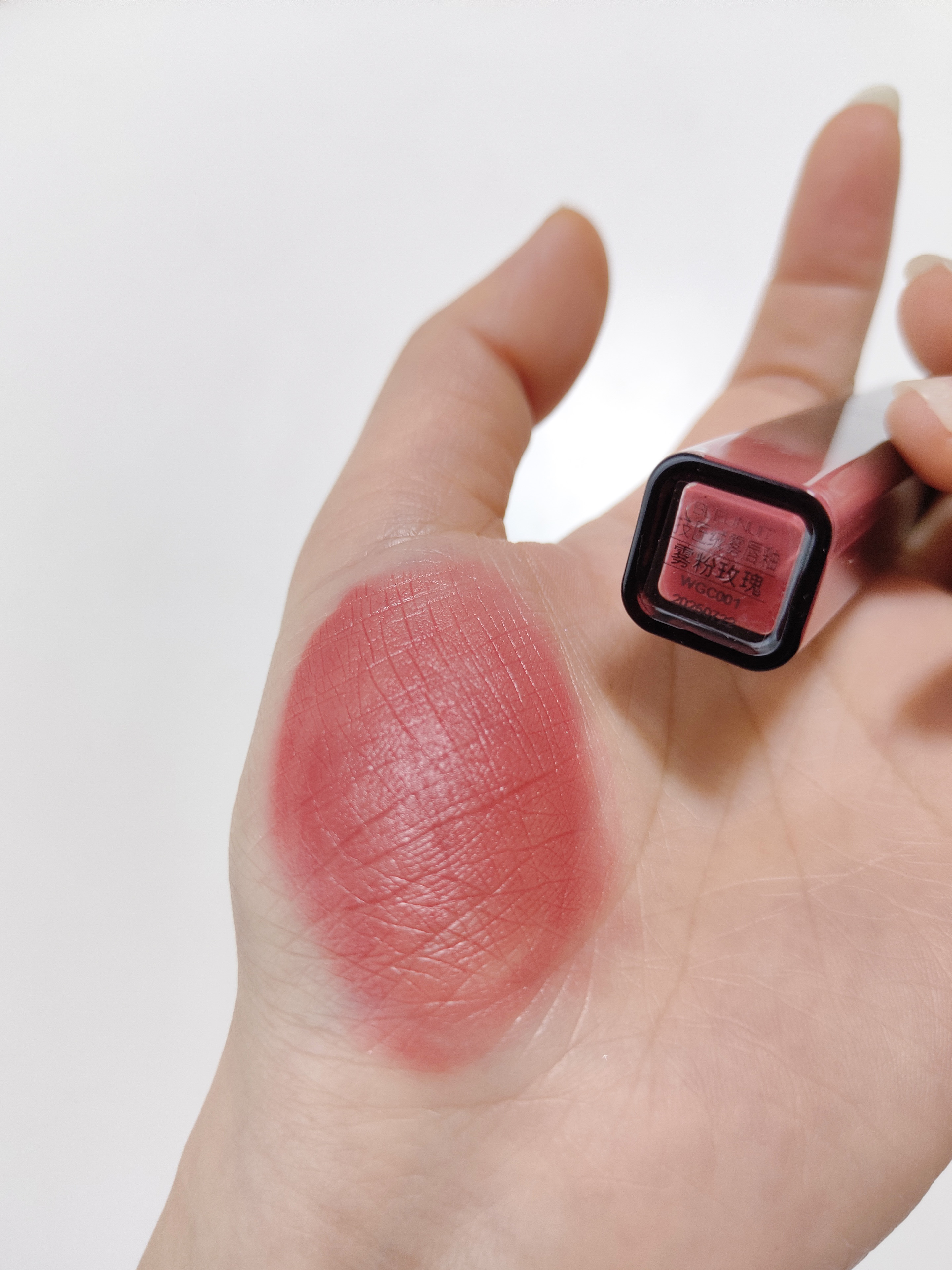 花西子一套彩妆推荐哪款好用,国货彩妆花西子