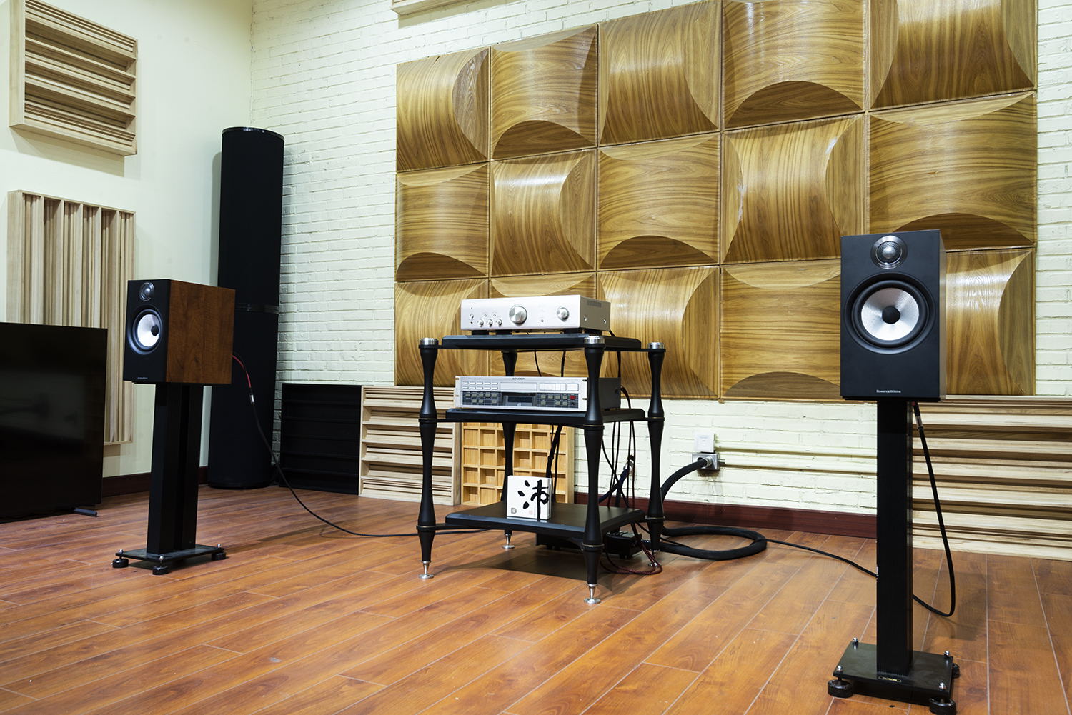 宝华韦健606s2配马兰士pm6007怎么样,万元以下hifi蓝牙音箱推荐