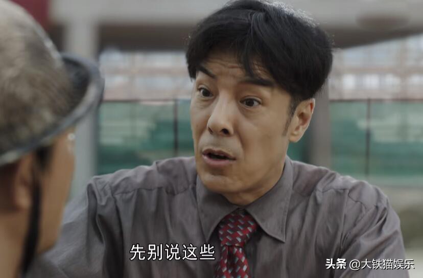 盘点10位男星的女装扮相,盘点十大秃头男星佩戴假发