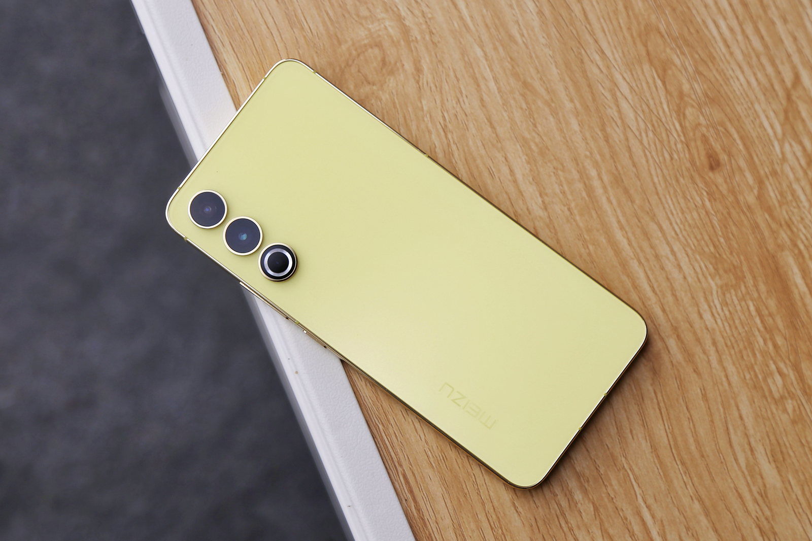 聊聊你的魅族20系列使用感受,魅族20使用后总结4个优点3个缺点