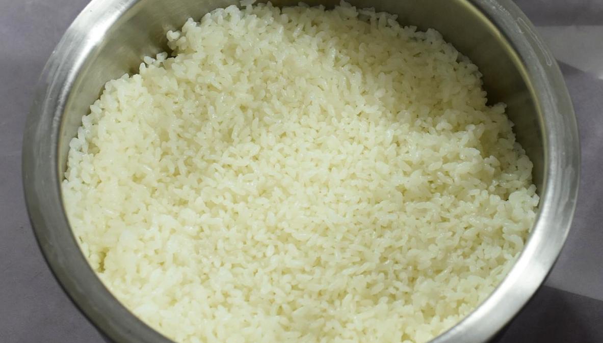 九阳0涂层电饭煲煮米饭用哪个,九阳电饭煲0涂层做出来的饭