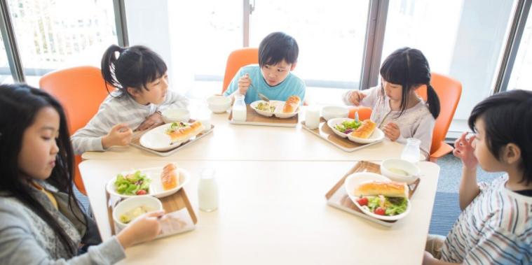 韩国日本中国吃饭的区别,日本学生餐怎么样