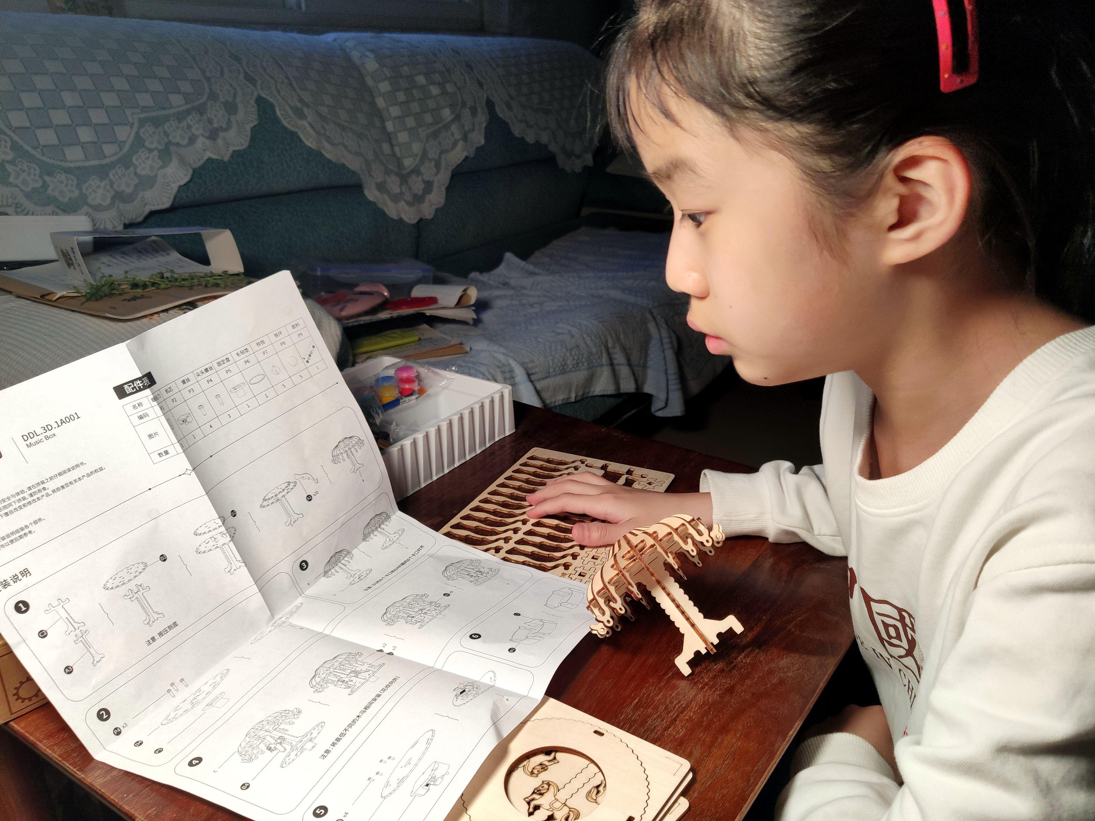 旋转木马八音盒简单,手工旋转木马八音盒