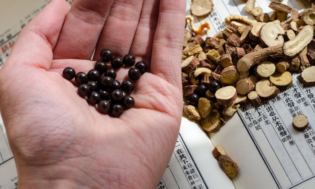 胃不好,总是胃痛,嗳气?中医名方:和胃理气,专调慢性胃炎