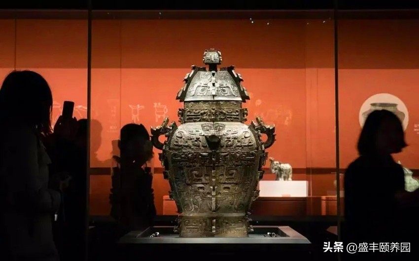 桃源农民一脚踩出稀世珍宝，流失海外近百年的皿天全方罍终得合体