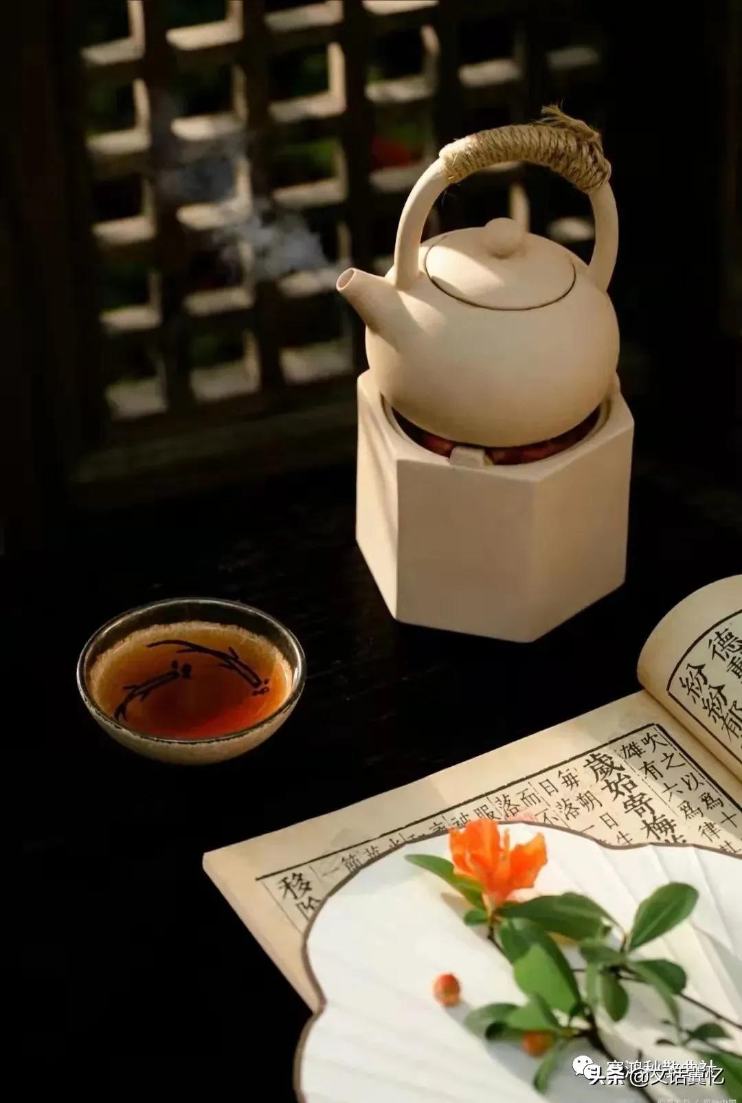 鐭冲搴勮瘲璇嶅崗浼氬拰璇楄瘝瀛︿細,涓浗璇楄瘝瀛︿細浼氬憳浣滃搧