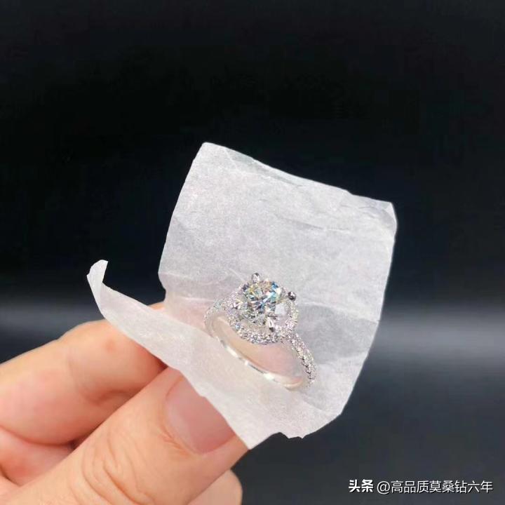 莫桑钻为啥没钻石值钱,莫桑钻怎么比钻石便宜