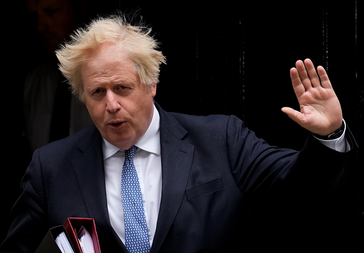 鲍里斯丑闻,鲍里斯回应辞职