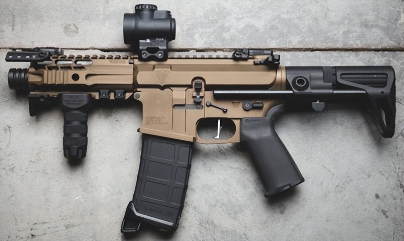 疾速追杀3霰弹枪,疾速追杀3霰弹枪是什么型号