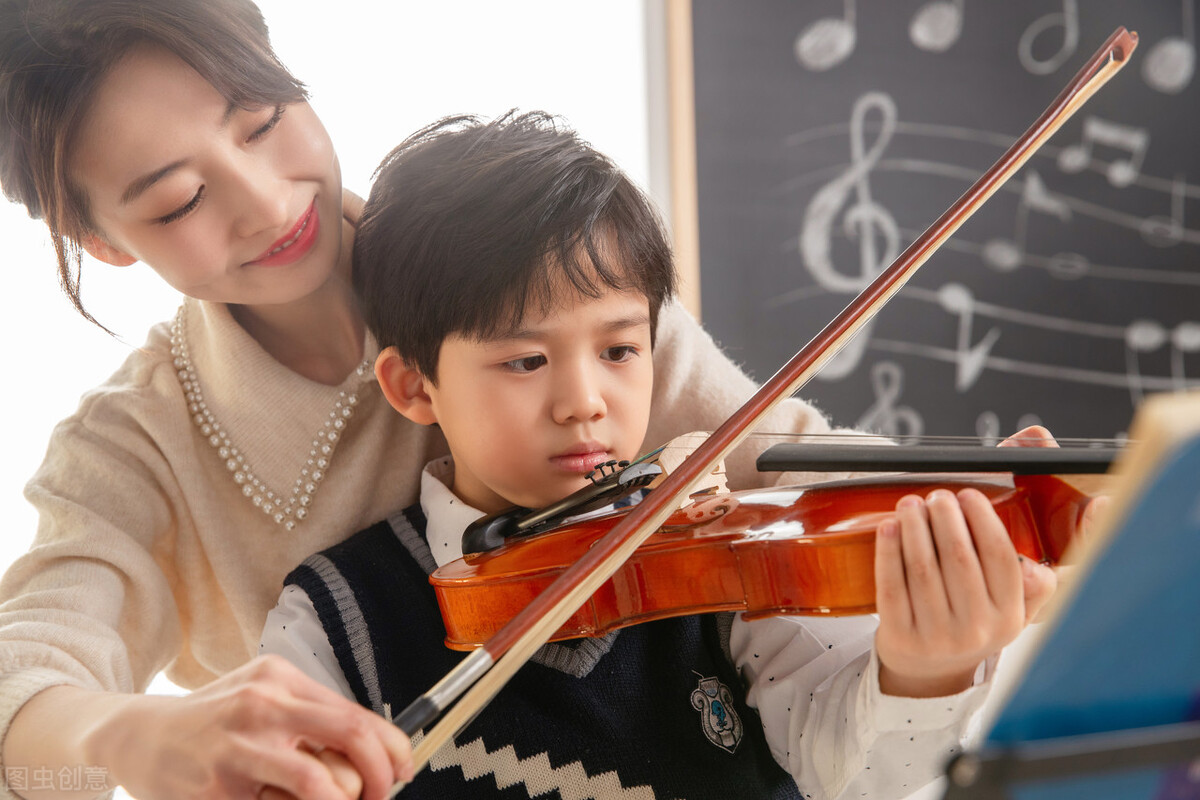 如何教育孩子学习态度认真6岁,小孩子不认真学习该怎么教育