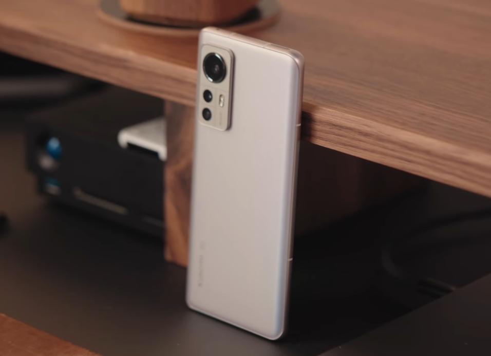 三星s23小屏值得买吗,三星s22是骁龙8+吗