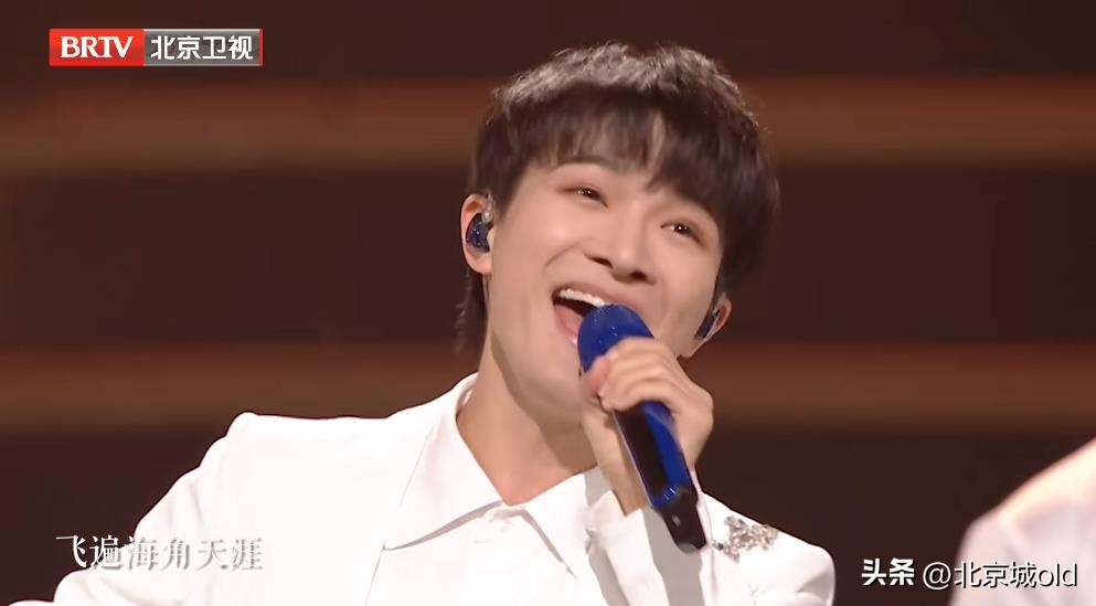 谷建芬音乐会周深完整版,周深与谷建芬第一次见面的视频