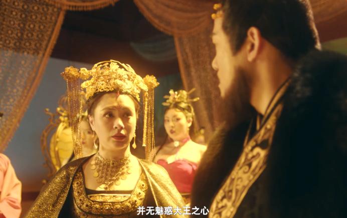 一手好牌打得稀烂的女生后续,一手好牌被打得稀碎的女人