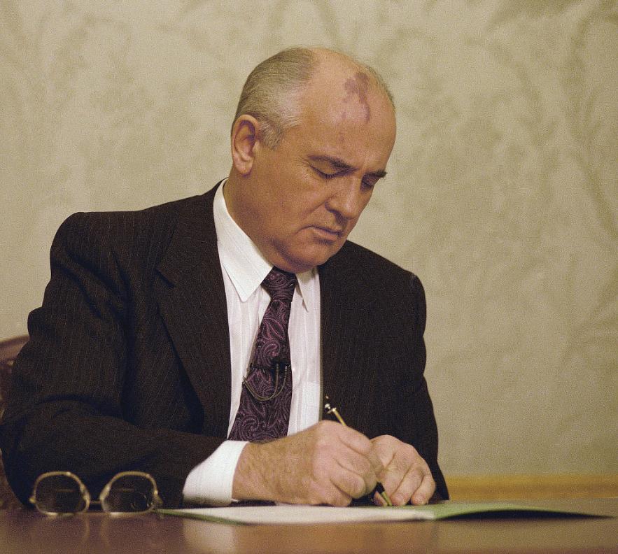 波兰总统专机失事的事件内幕,2010年波兰总统专机坠机事件