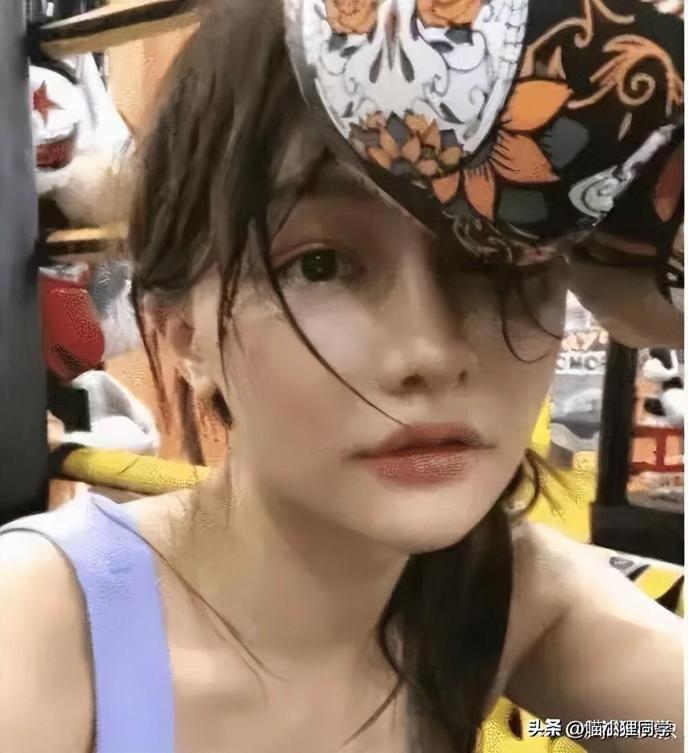 女朋友发来照片说刚运动完什么梗,女朋友发照片说刚运动完