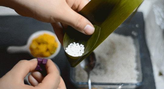 手残党怎么包四角粽子,六个月以上宝宝粽子做法