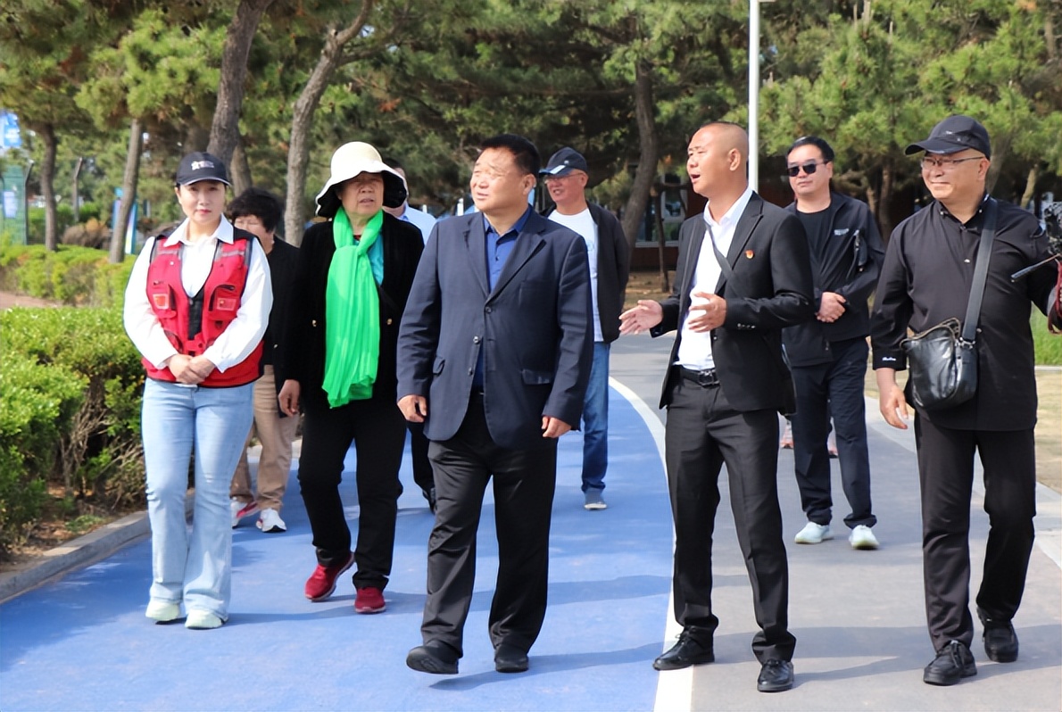 闈掑矝鍗撲俊鏃ヨ儨瀹炰笟鏈夐檺鍏徃,闈掑矝鍗撲俊鏃ヨ儨