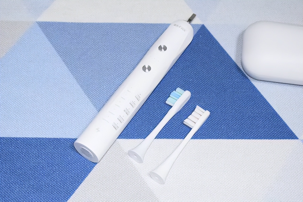 飞利浦牙刷和小米牙刷有什么区别,飞利浦电动牙刷推荐评测2023