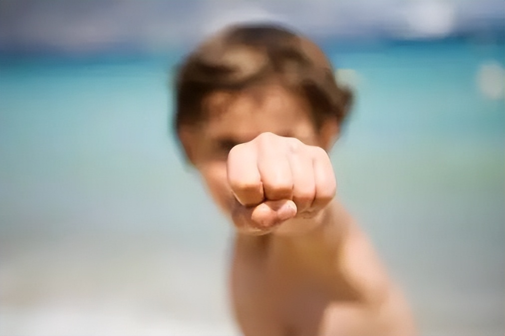 孩子抑郁以后会有以下6种表现,发现孩子有抑郁的表现要说出来吗