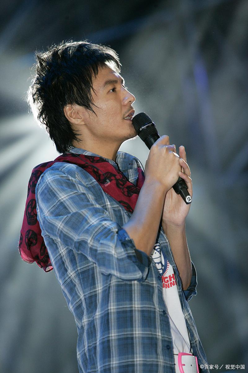 朴树的父亲竟是“国之骄傲”？声称神曲是一生的污点