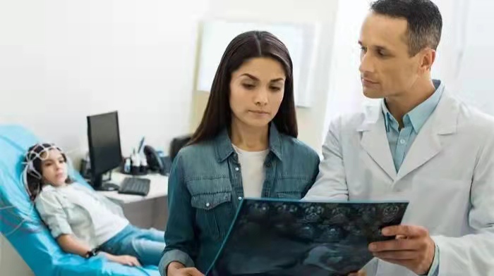 儿童患上脑肿瘤怎么办？这3种常见的治疗方法，可供家长选择