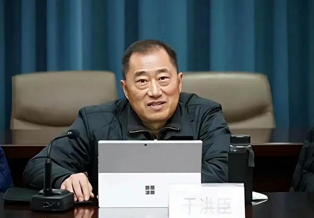 名记：职业足球本质是表演行业；媒体人：武汉三镇英超前四水平