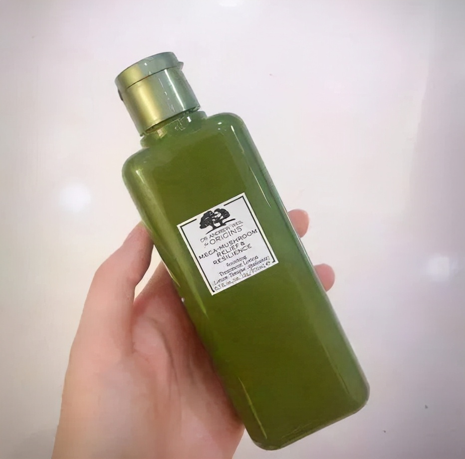 油皮抗初老护肤水乳推荐,油皮水乳推荐25岁大牌