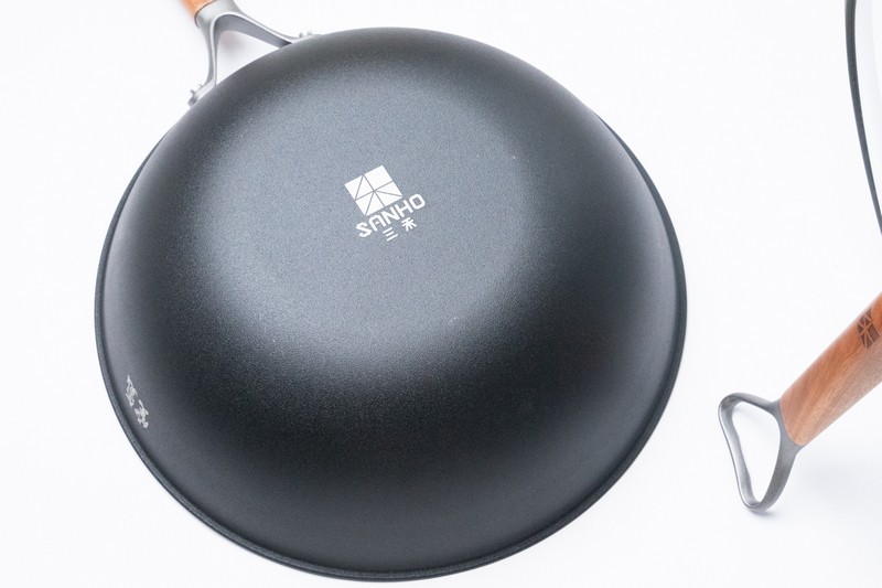 三禾窒氮轻铁锅,中康铁锅好还是三禾铁锅好