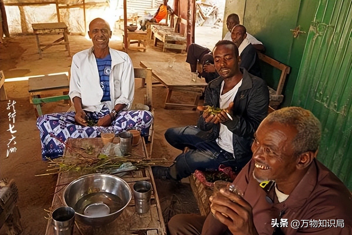 非洲索马里兰人用麻袋装钱，却个个瘦骨嶙峋，这是为什么