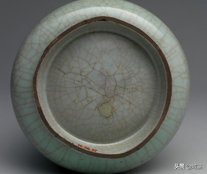 南宋龙泉窑梅子青釉图文,顶级龙泉窑青釉