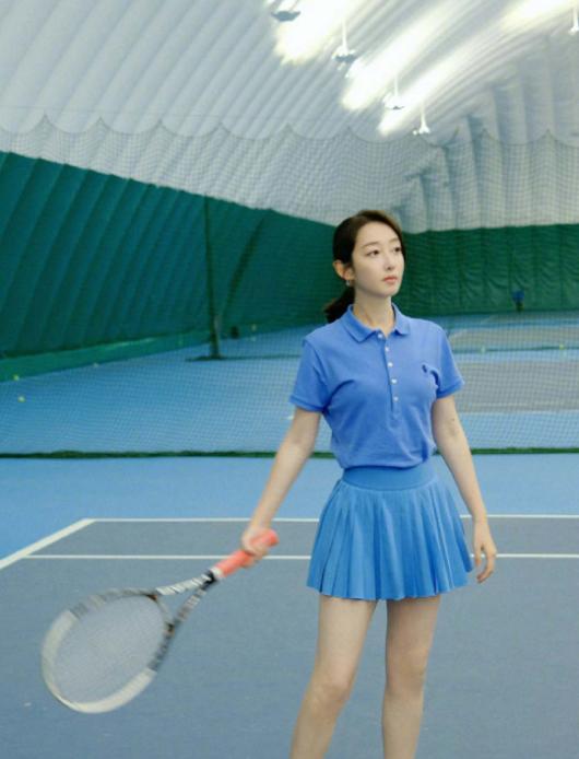 10块钱一张的女星裙底照疯传，全网暴怒：她没被毁，你彻底完蛋！