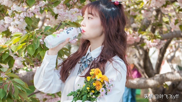 接吻的时候女人有什么表现,接吻的时候女人会有哪些表现