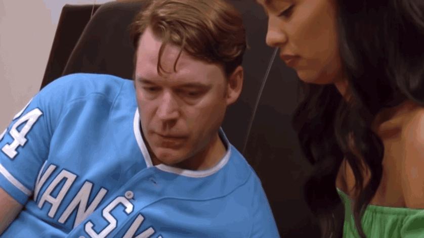 美国男子爱上巴西21岁女模特，男子多次前往巴西与她约会