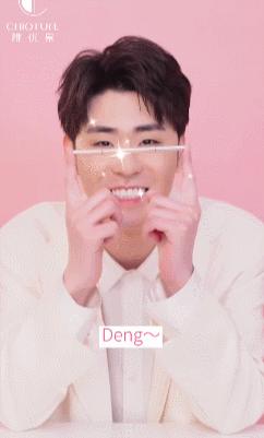 胡茬红唇，救命，代言化妆品的男明星太吓人了