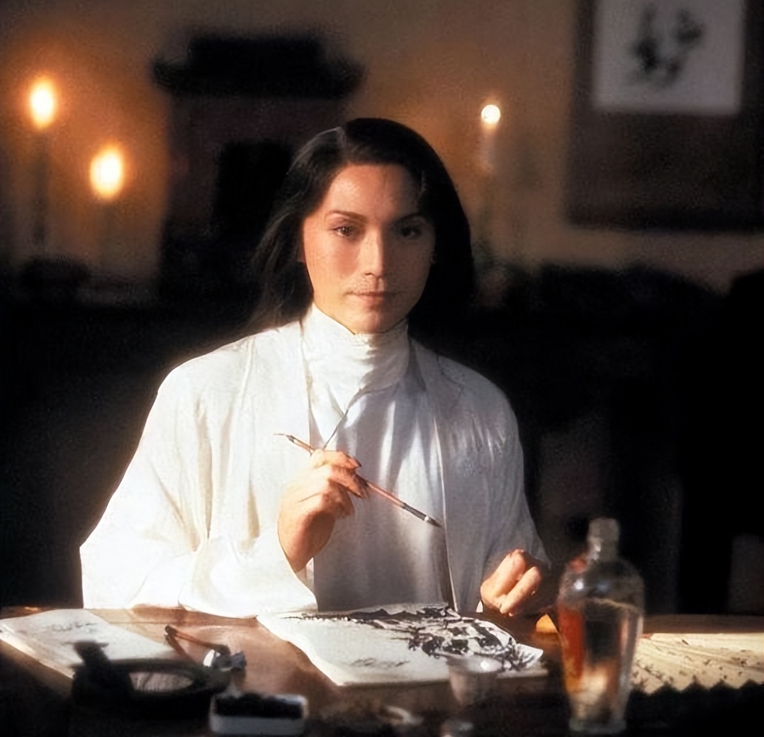 尊龙是公认世界4大美男子,尊龙说自己是亚洲第一美男