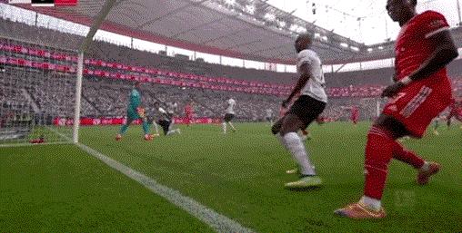 德甲领头羊惊天逆转,德甲夺冠5场狂轰22球