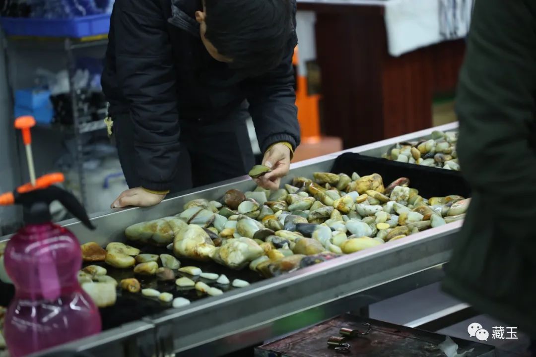 未来最有升值空间的和田玉籽料,和田玉籽料市场行情如何