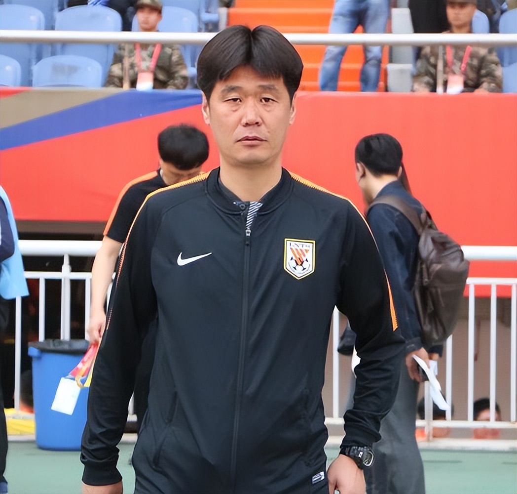 李霄鹏鲁能换帅视频,山东足球李霄鹏最新消息