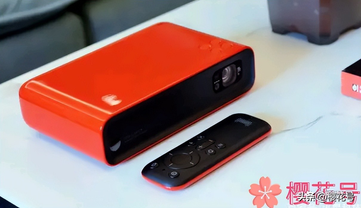 2023天猫小红盒pro投影仪测评,天猫精灵投影仪小红盒