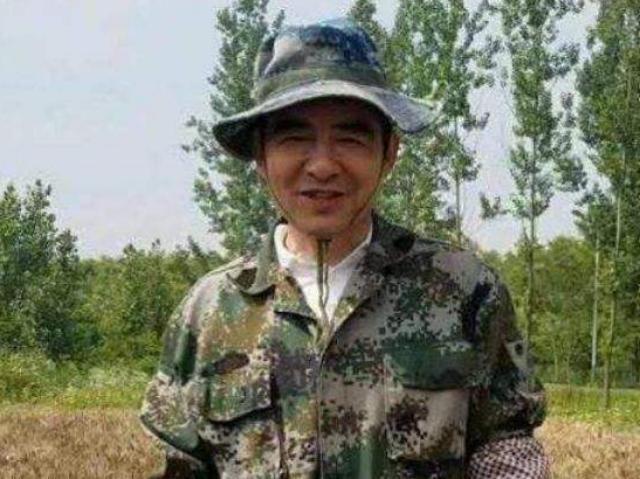 陈光标种田照片,捐了20亿的陈光标去哪了