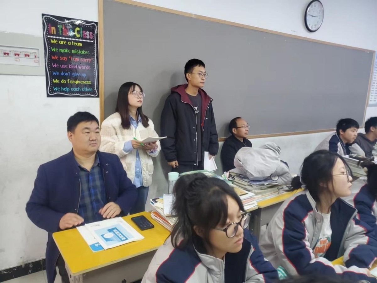 雪枫中学课间,雪枫中学西校区元旦