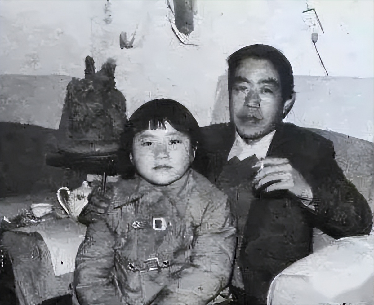 贾平凹前妻是干嘛的 (贾平凹与前妻离婚原因)