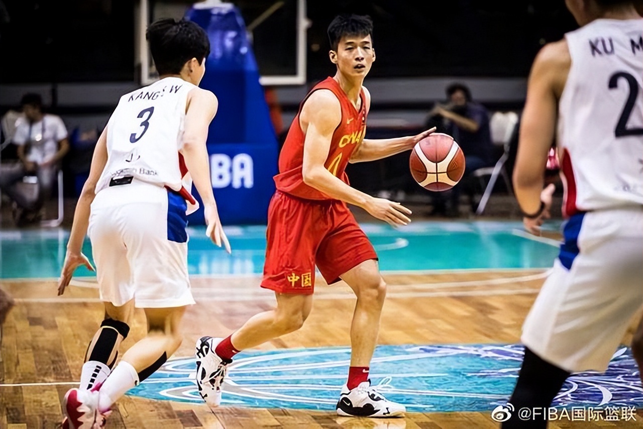 中国男篮对战哪一队落后40分,中国u18国青男篮对韩国最后一节