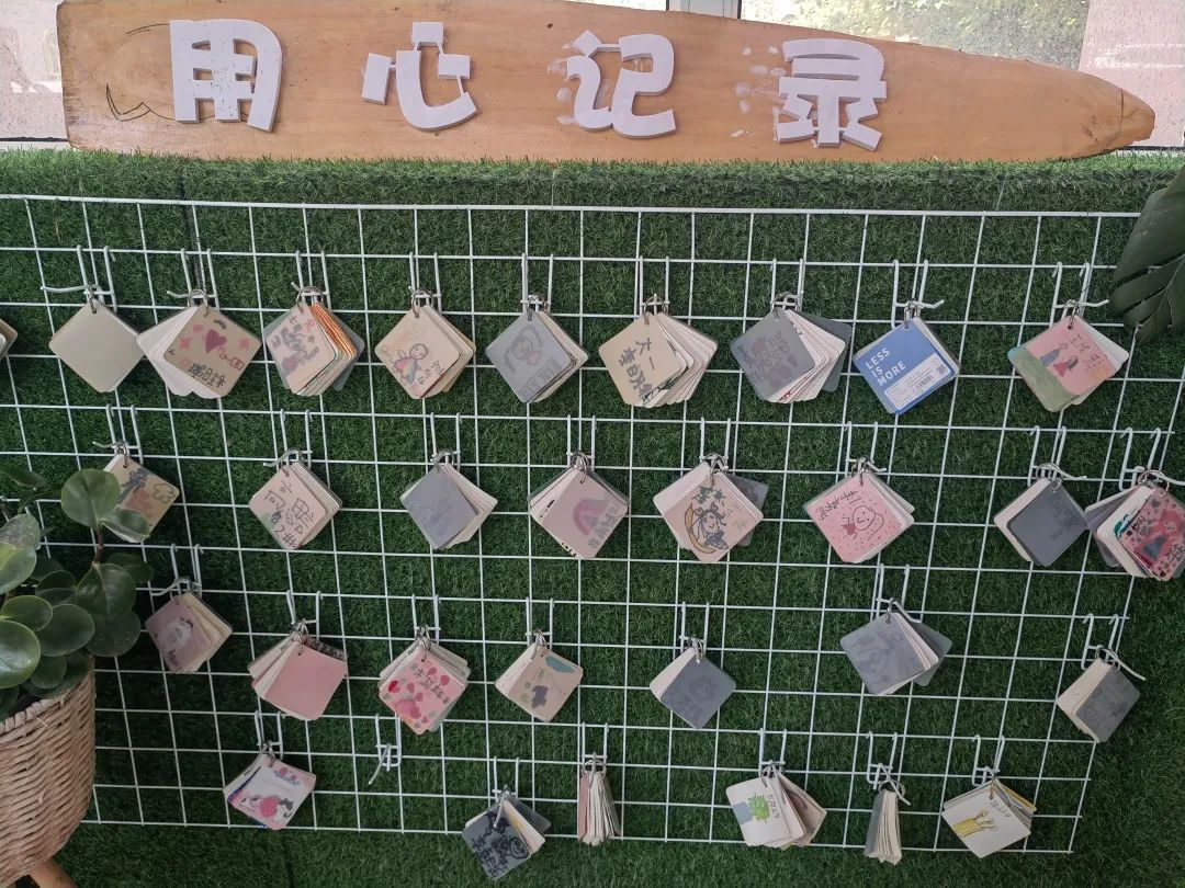 倾听儿童相伴成长主题墙幼儿园,倾听儿童相伴成长幼儿园小班视频