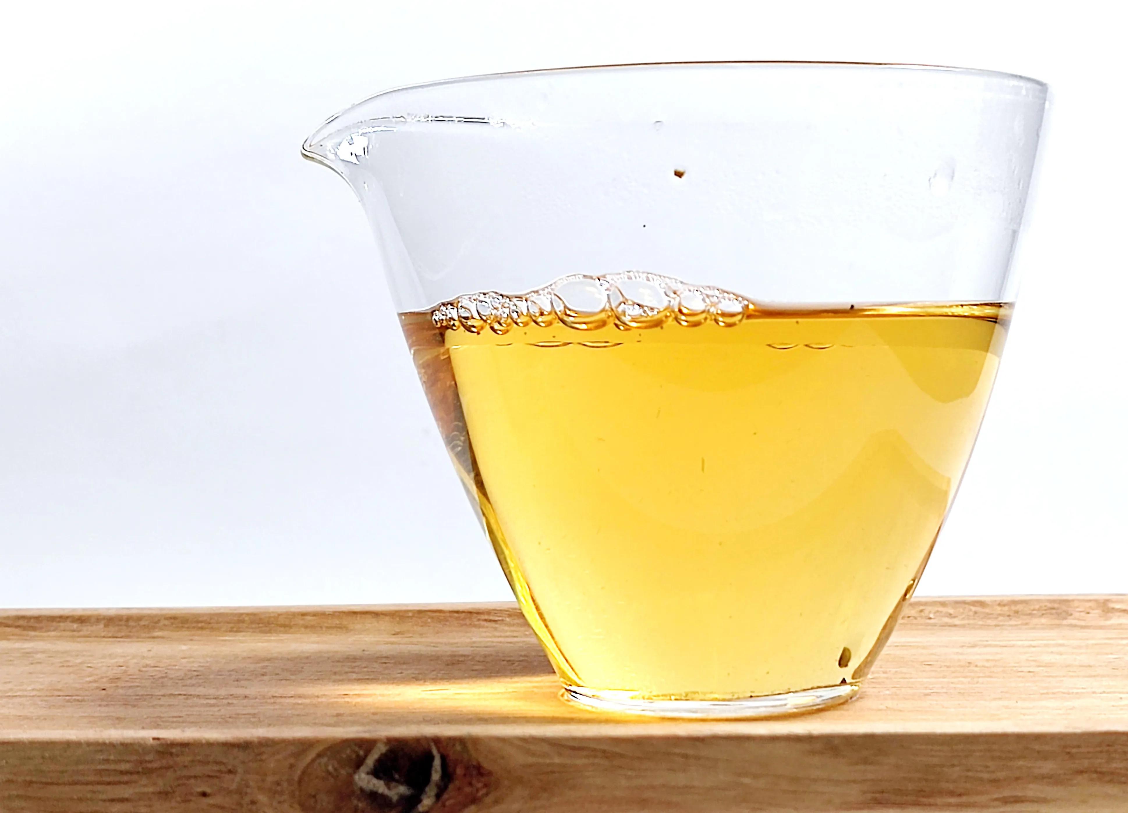 大益2003甲级沱茶和勐海沱茶对比,大益甲级沱茶和7542哪个好